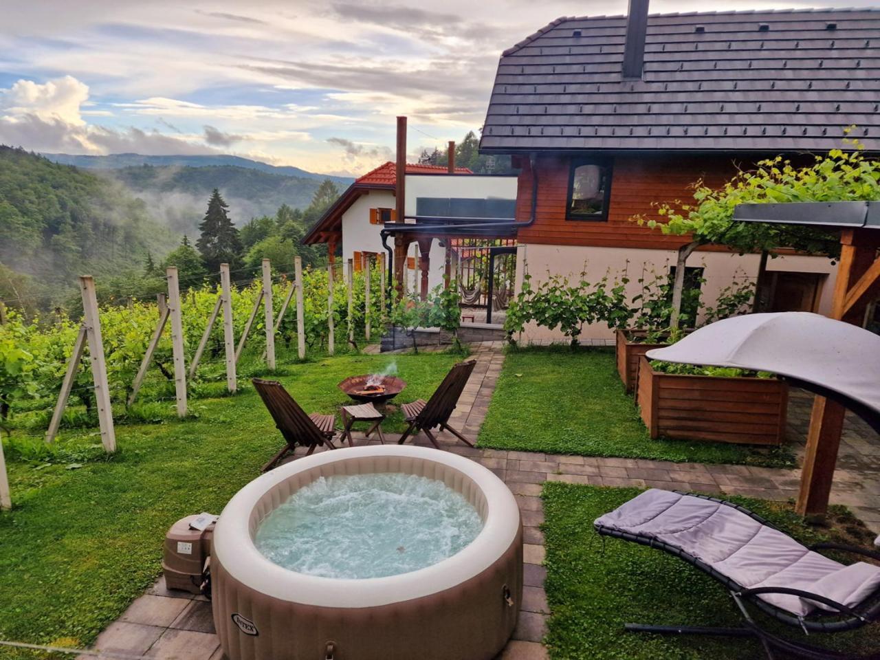 Vineyard Cottage Matej Trebnje 外观 照片