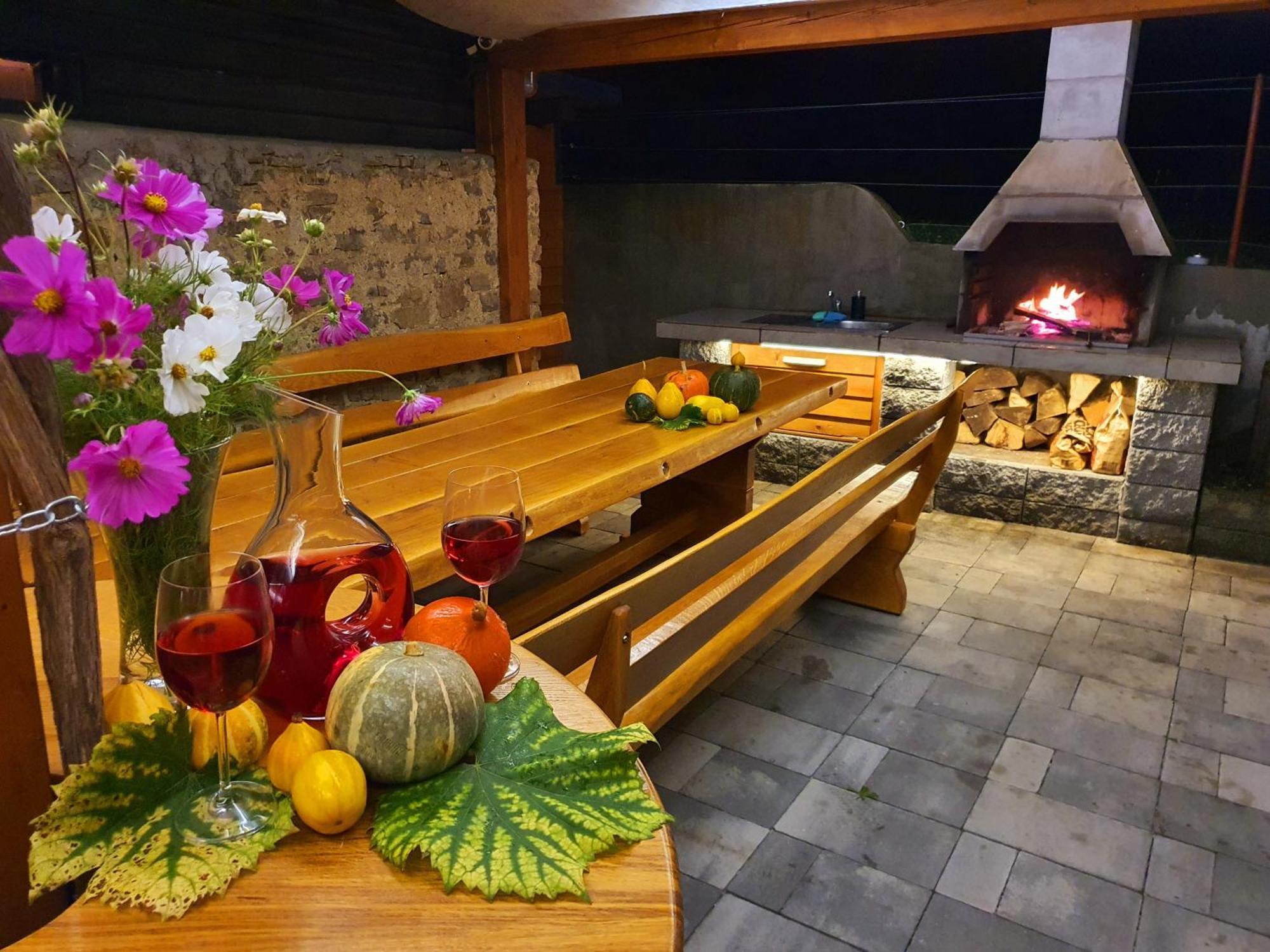Vineyard Cottage Matej Trebnje 外观 照片